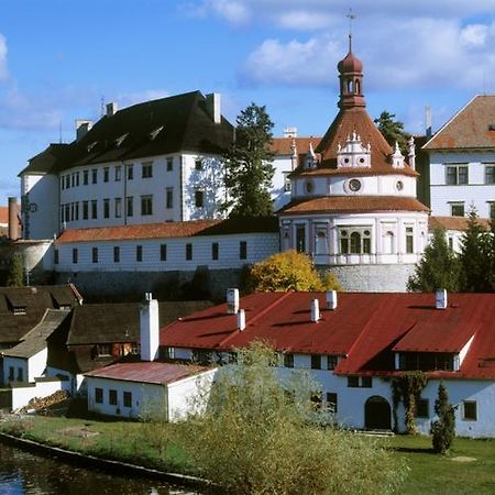 Apartmany Jindřichův Hradec Extérieur photo